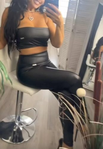 NedyN fekete bőrhatású tűzött legging magas derekú és mini csőtop szett