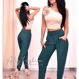 Bézs jégselyem top brossal aszimmetrikus