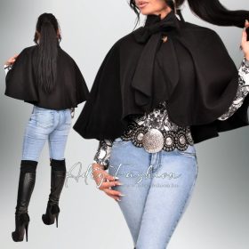 Fekete színű filc poncsó masnival nyaknál gombbal