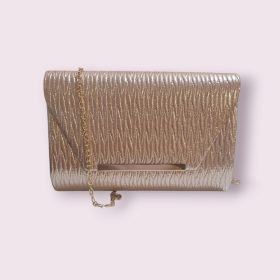 Rozé dombornyomott fényes retikül lánccal