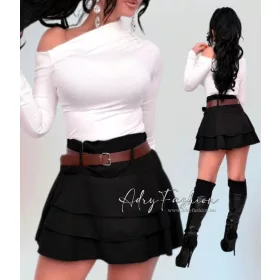 Fekete shortos fodros szoknya öv nélkül