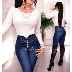 Bézs színű kámzsás csipkés női felső