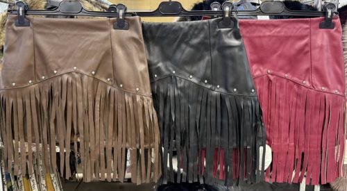 Barna puha műbőr shortos rojtos szegecses szoknyanadrág