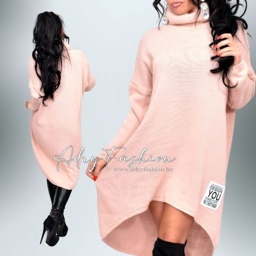 Mályva színű elöl rövidebb kötött feliratos női ruha