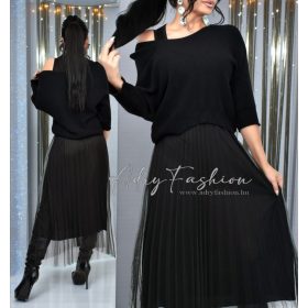 Fekete kötött felső és alső tüllös ruha szett