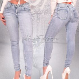 Világoskék strasszos push up farmernadrág