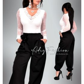 Fehér bordás csipke díszes felső