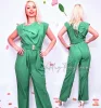 Zöld színű selyem hatású elegáns overál övvel