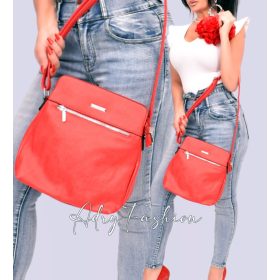 Piros színű csini oldaltáska