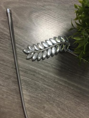 Fém gumis vékony Strasszos köves levél csatos ÖV