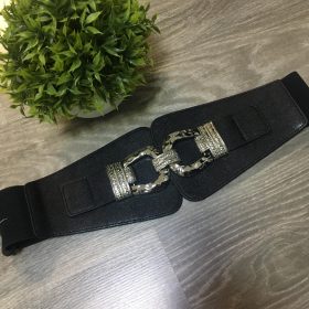 Fekete színű ezüst csatos díszes gumis ÖV