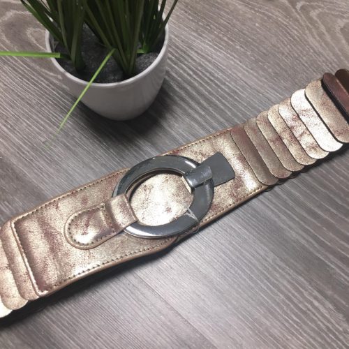 Rose Gold pikkelyes gumis öv ezüst színű ovál fém színű csattal